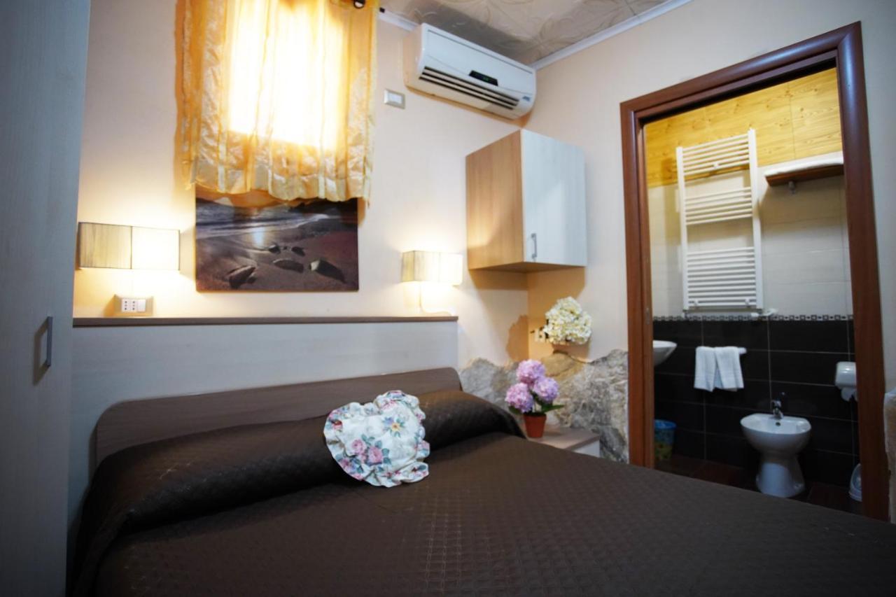ريجّو دي كالابريا Golden Dreams B&B المظهر الخارجي الصورة